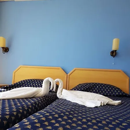 Hotell Continental Blu 2*